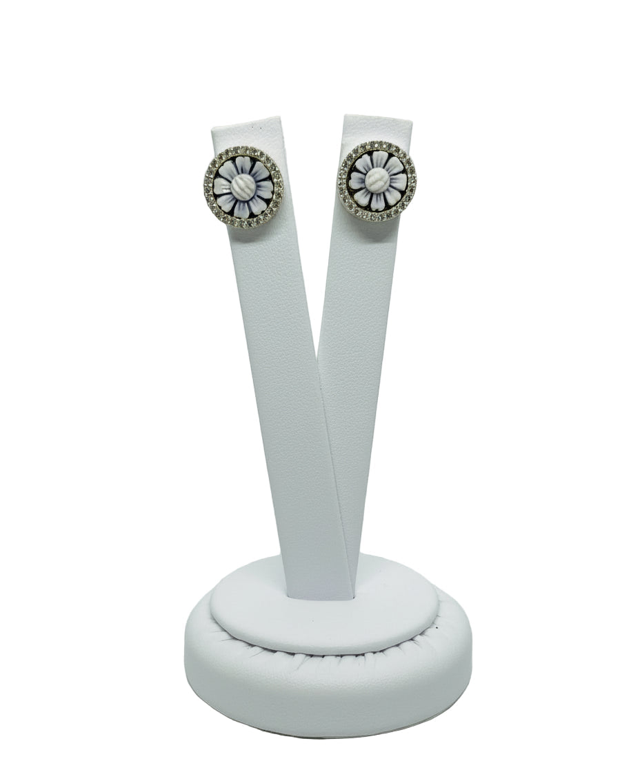 Orecchini in Cammeo incisione "Fiore"