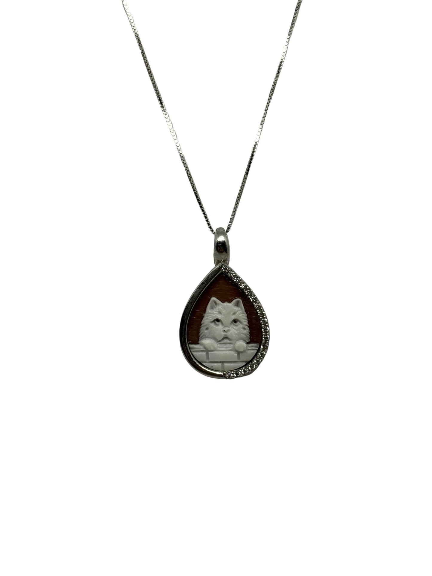 Collana in Cammeo incisione "Gatto"