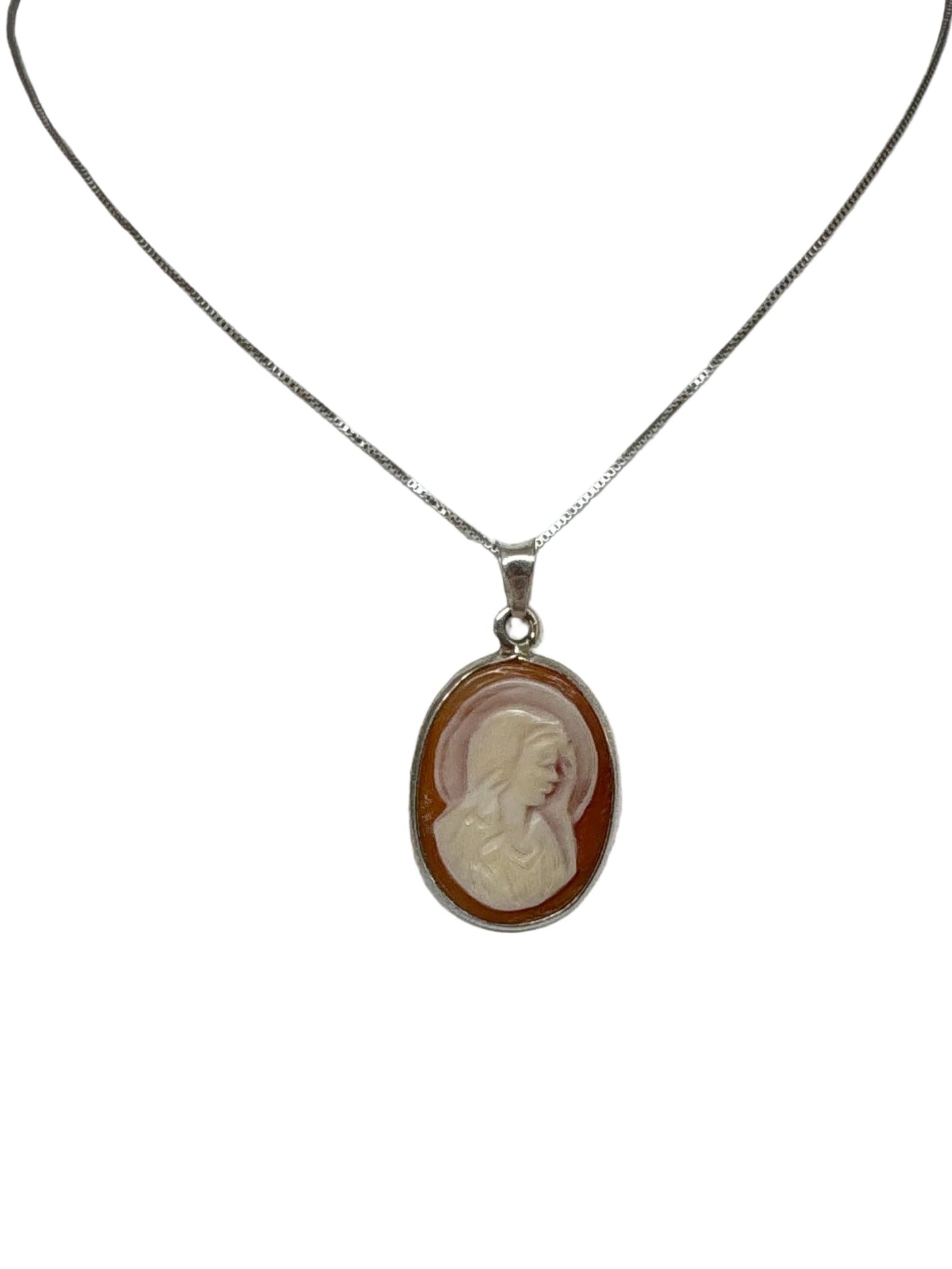 Pendente in Cammeo incisione Madonna