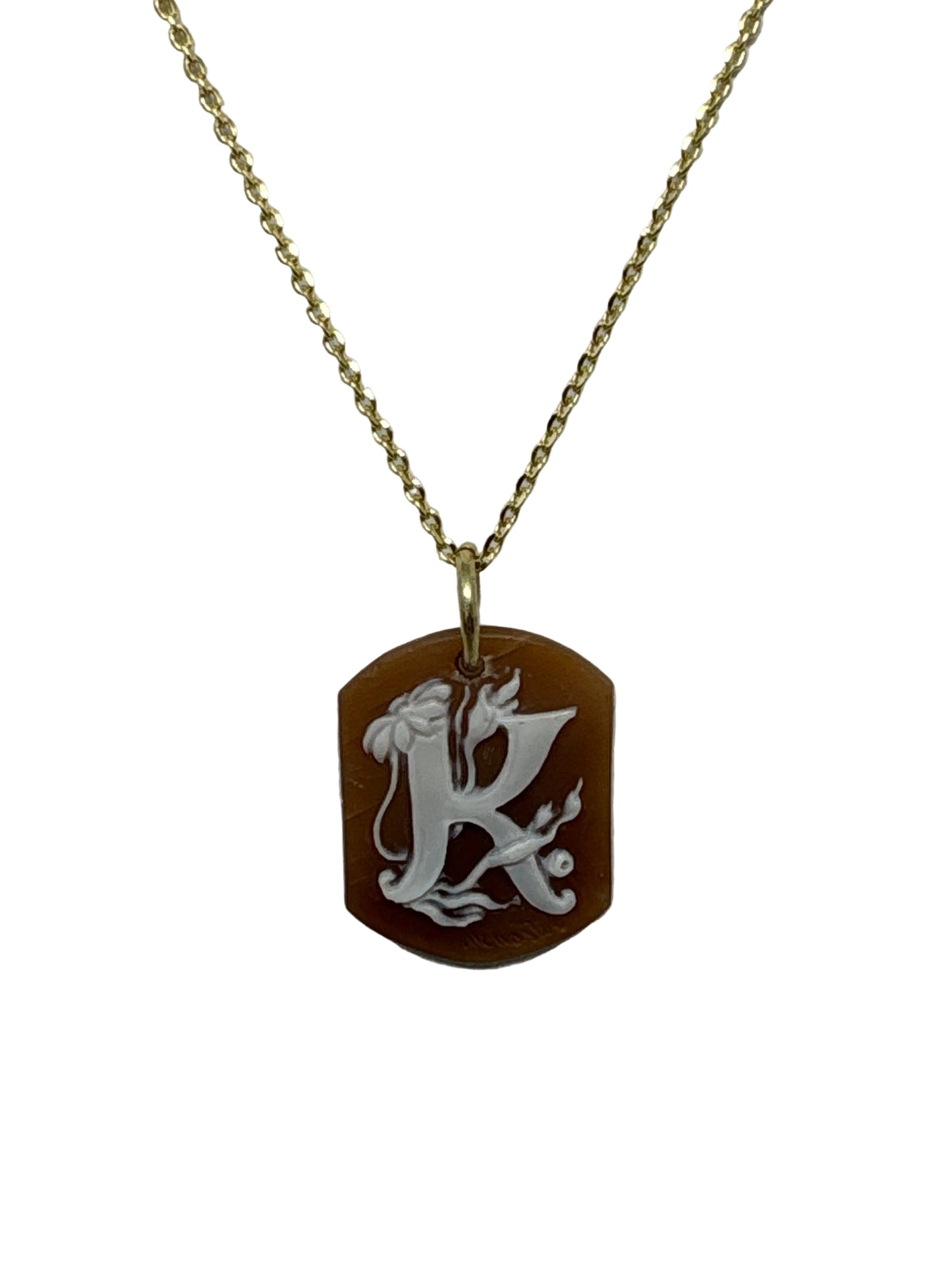 Pendente in Cammeo incisione "Lettera K"