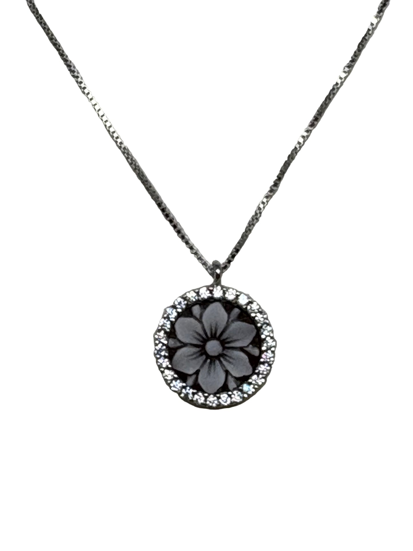 Collana in Cammeo incisione "Fiore"