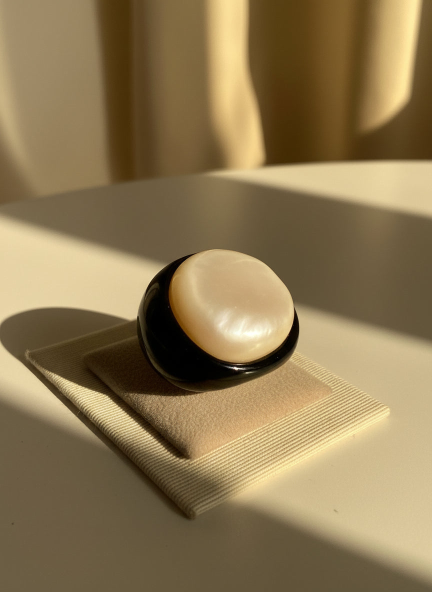 Anello in Agata e Madreperla