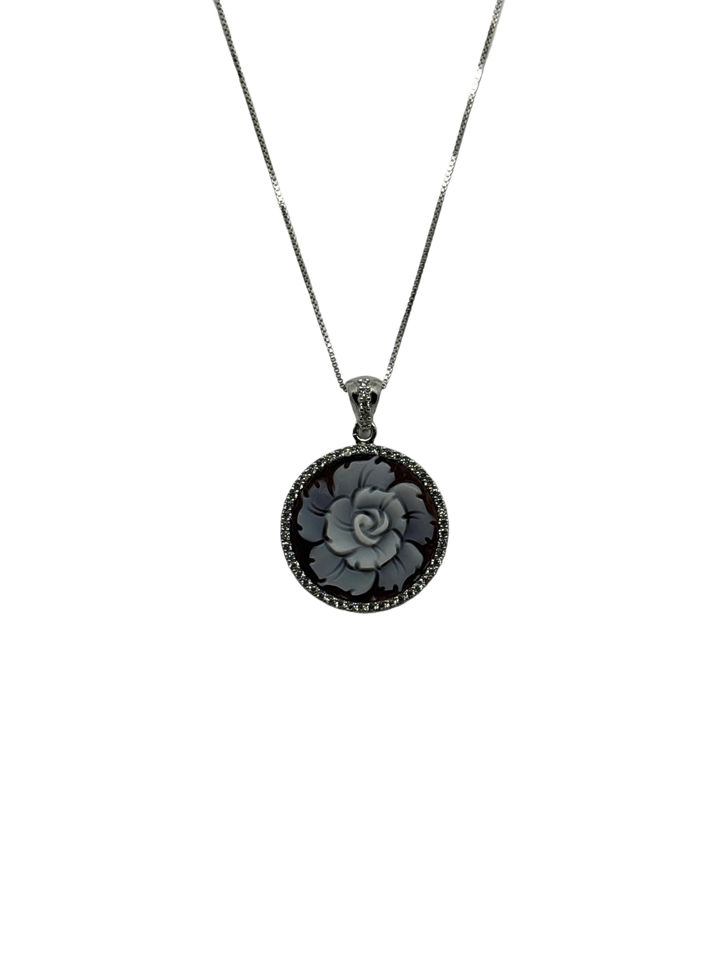 Collana in Cammeo incisione "Fiore"