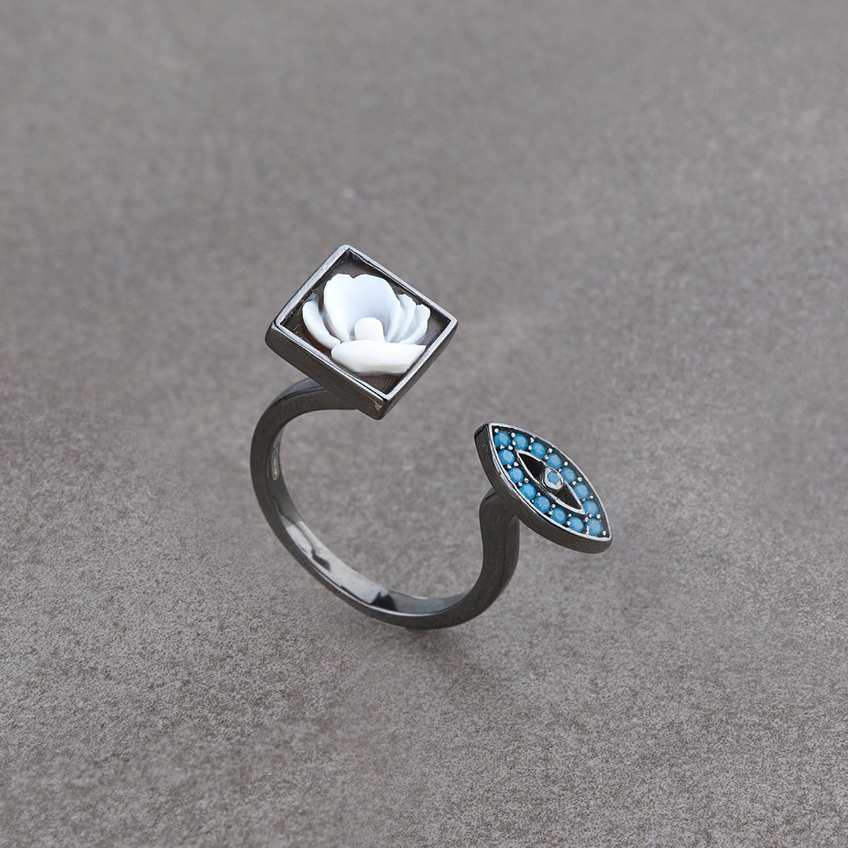 Anello-Cameo-Italiano-Kafka-Cammeo-Fiore