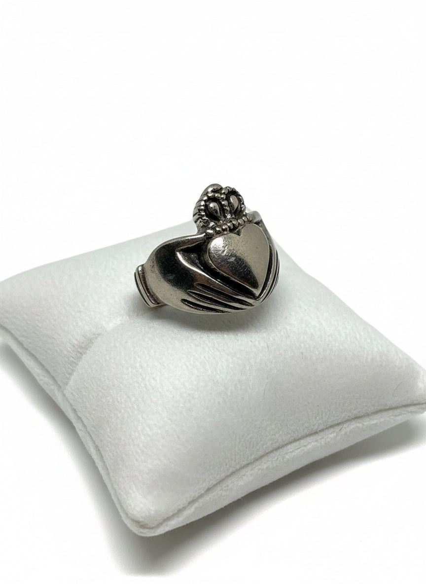 Anello in Cammeo Raffigurante "Cuore Sacro"