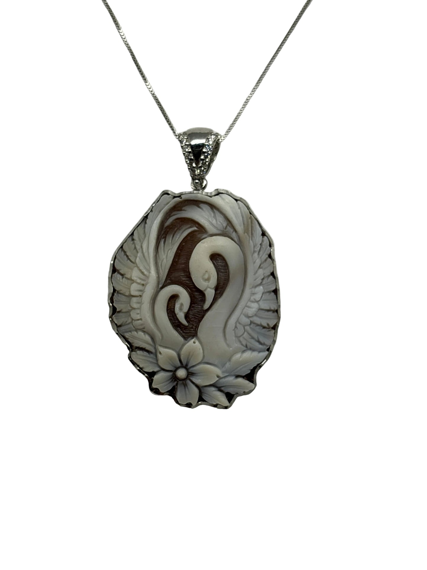 Pendente in Cammeo incisione "Cigno"