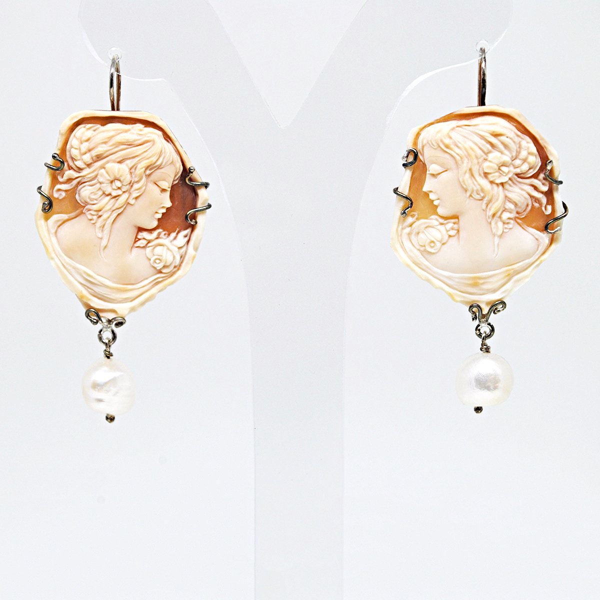 Orecchini Cammeo con Perle Volto di Donna