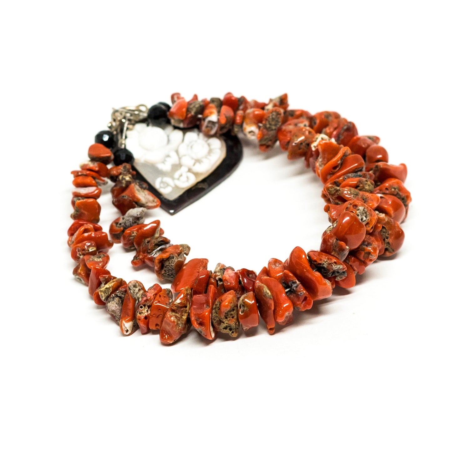 Coral and agate bracelet with cameo