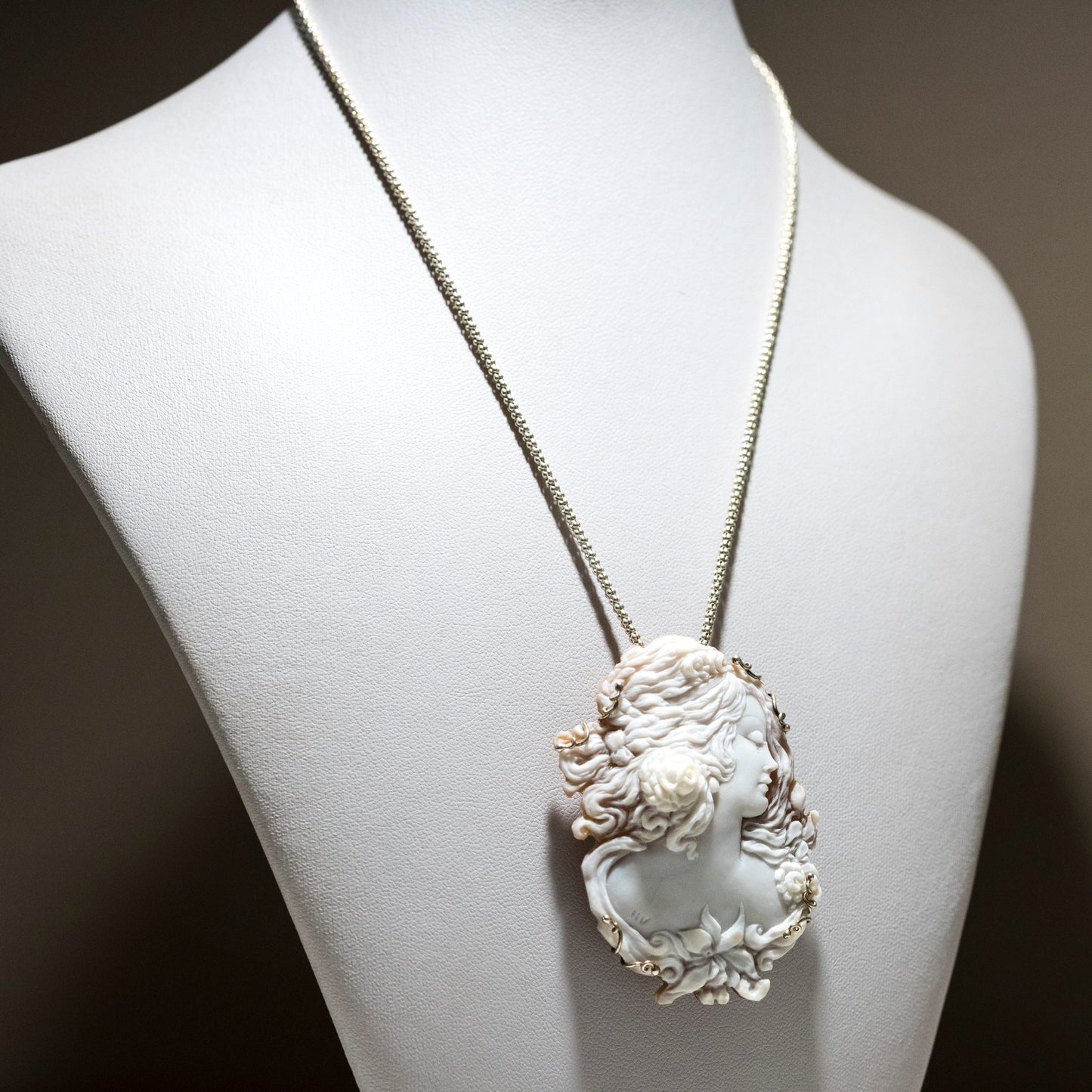 Collana-Cammeo-Artistico-Profilo-Donna