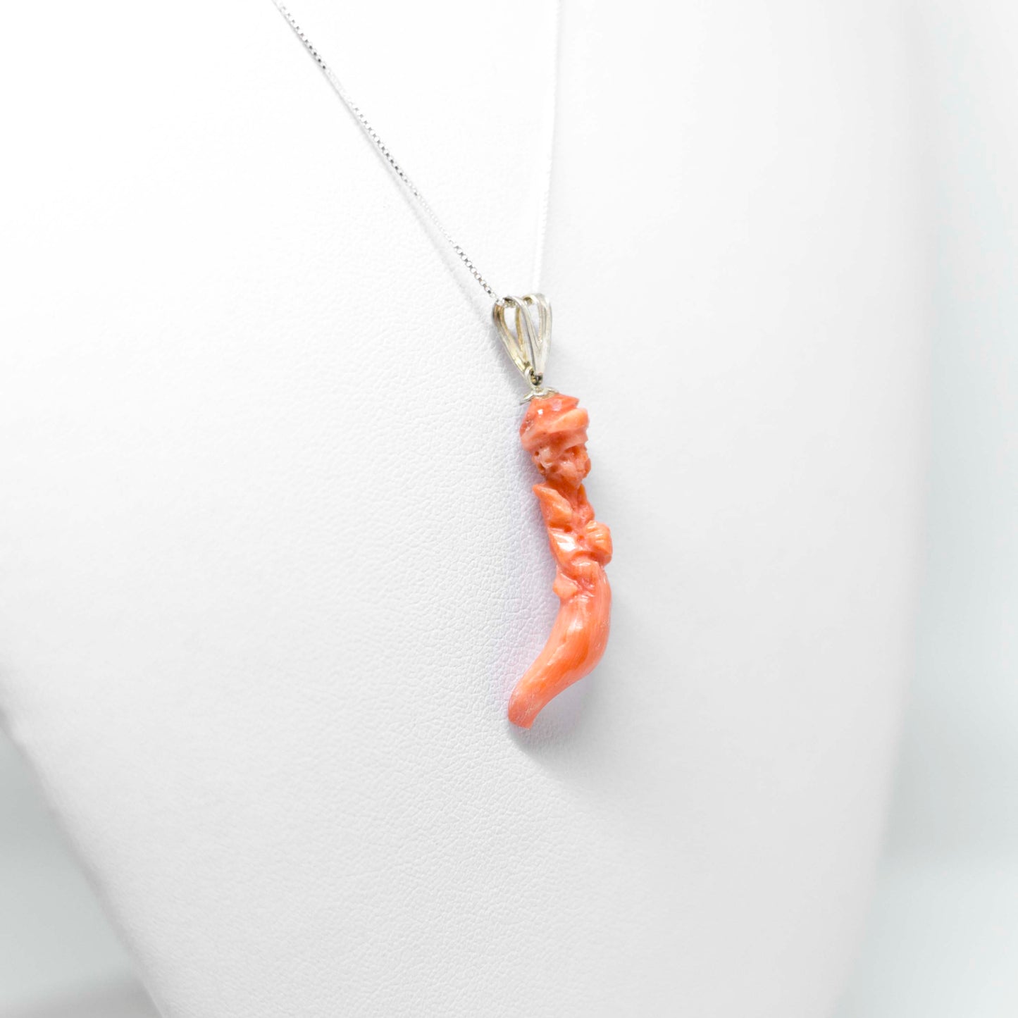 Pendente in Corallo 'Corno Gobbo Portafortuna'