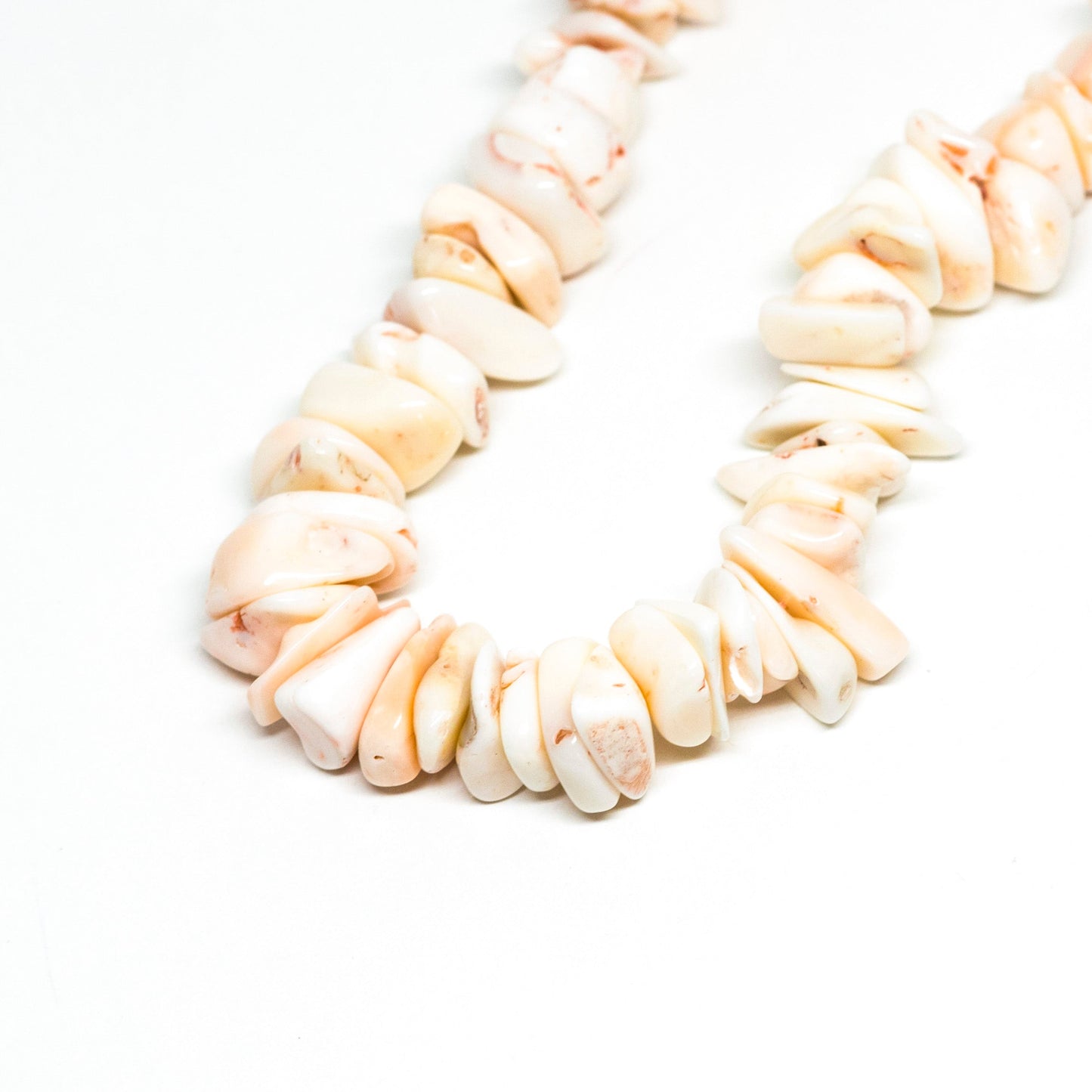 Collana-in-Corallo-Rosa-e-Bianco