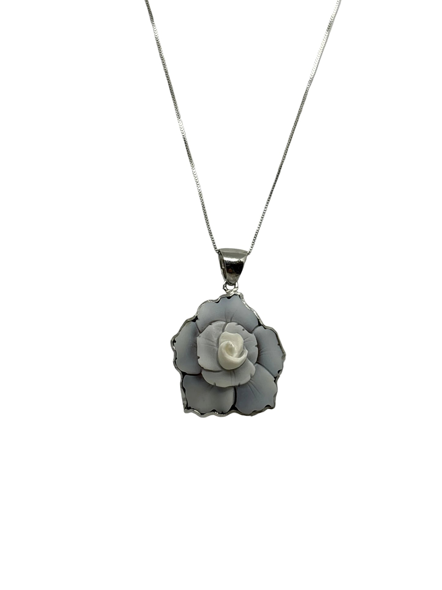 Pendente in Cammeo incisione "Fiore"