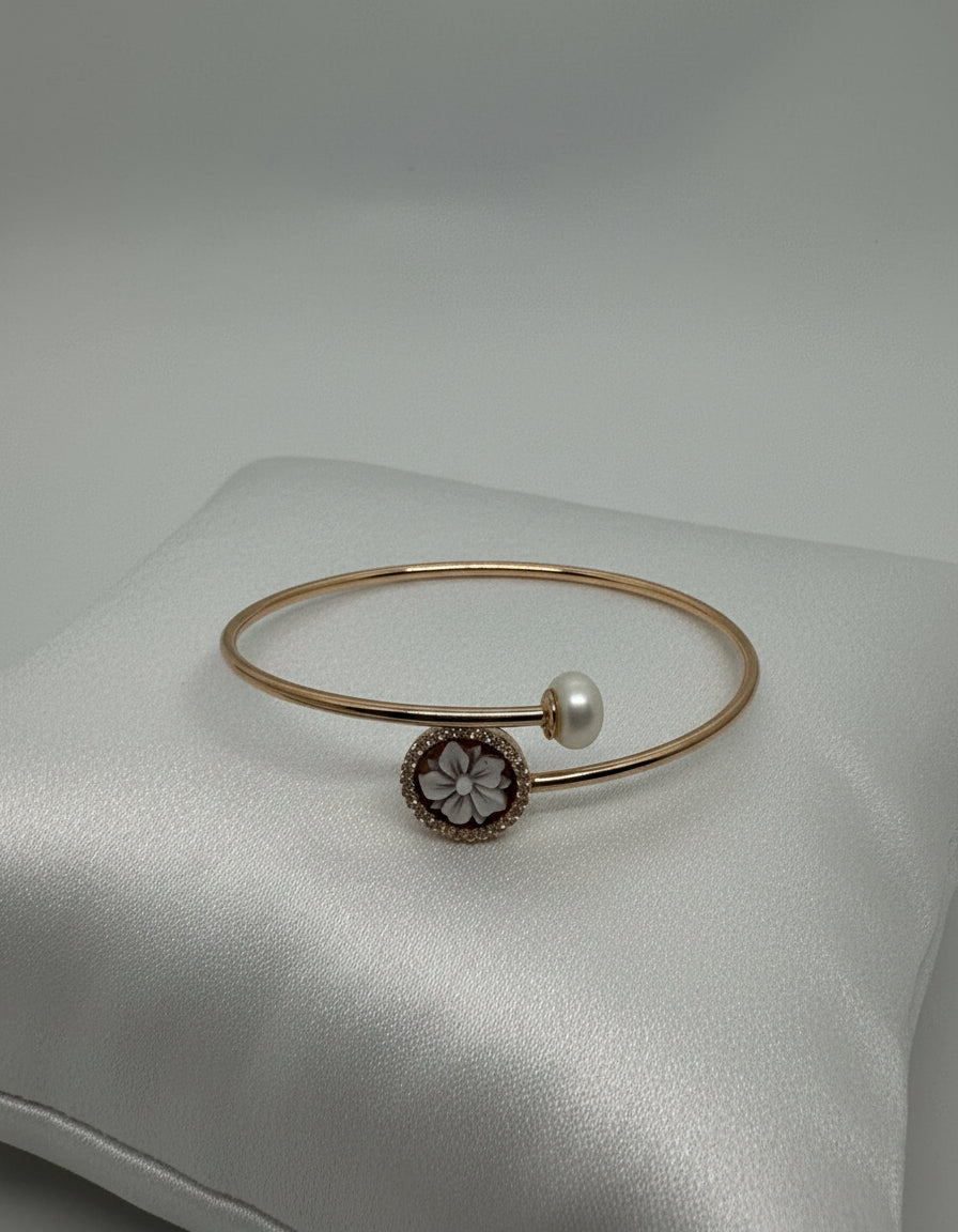 Bracciale in Cammeo incisione "Fiore"