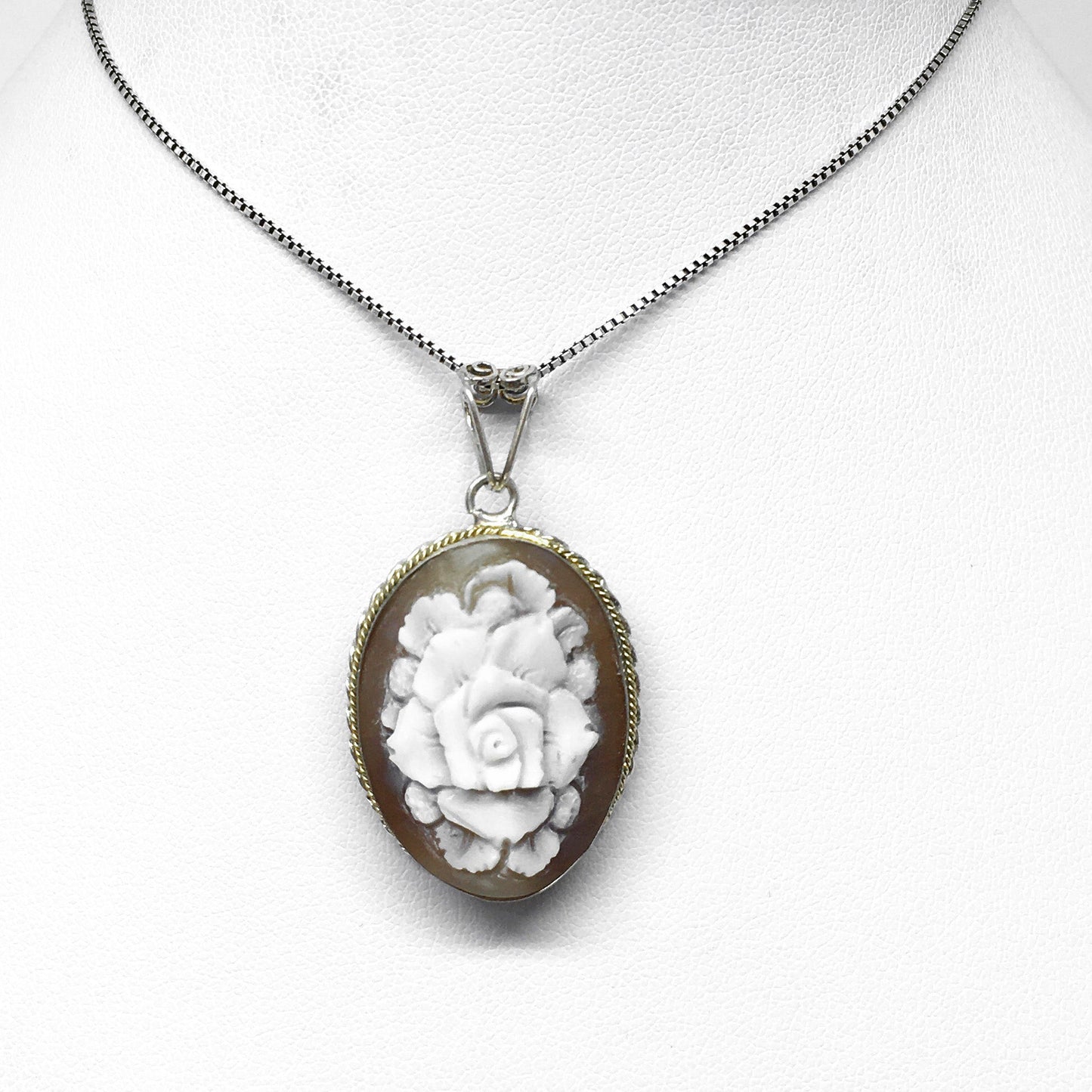 Pendente Cammeo Rosa in Rilievo