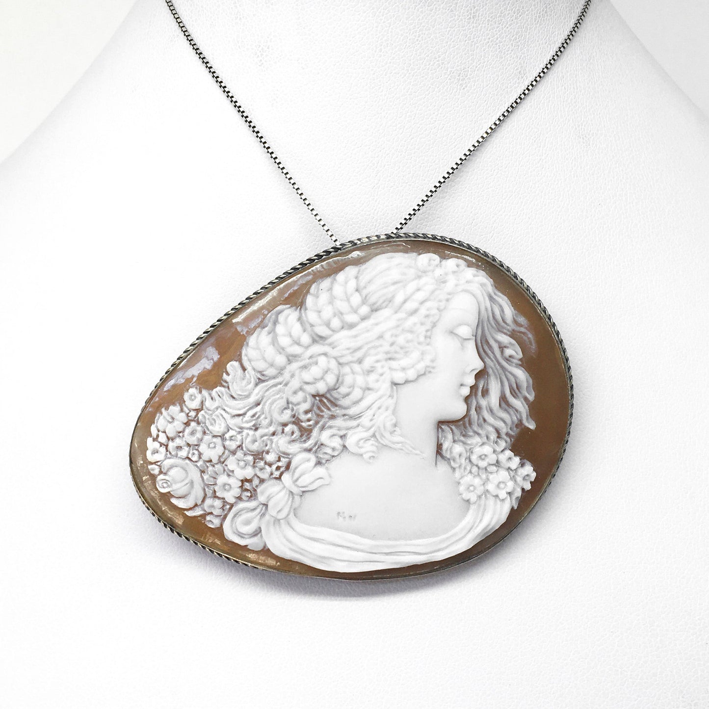 Pendente Spilla Cammeo Artistico Profilo Donna