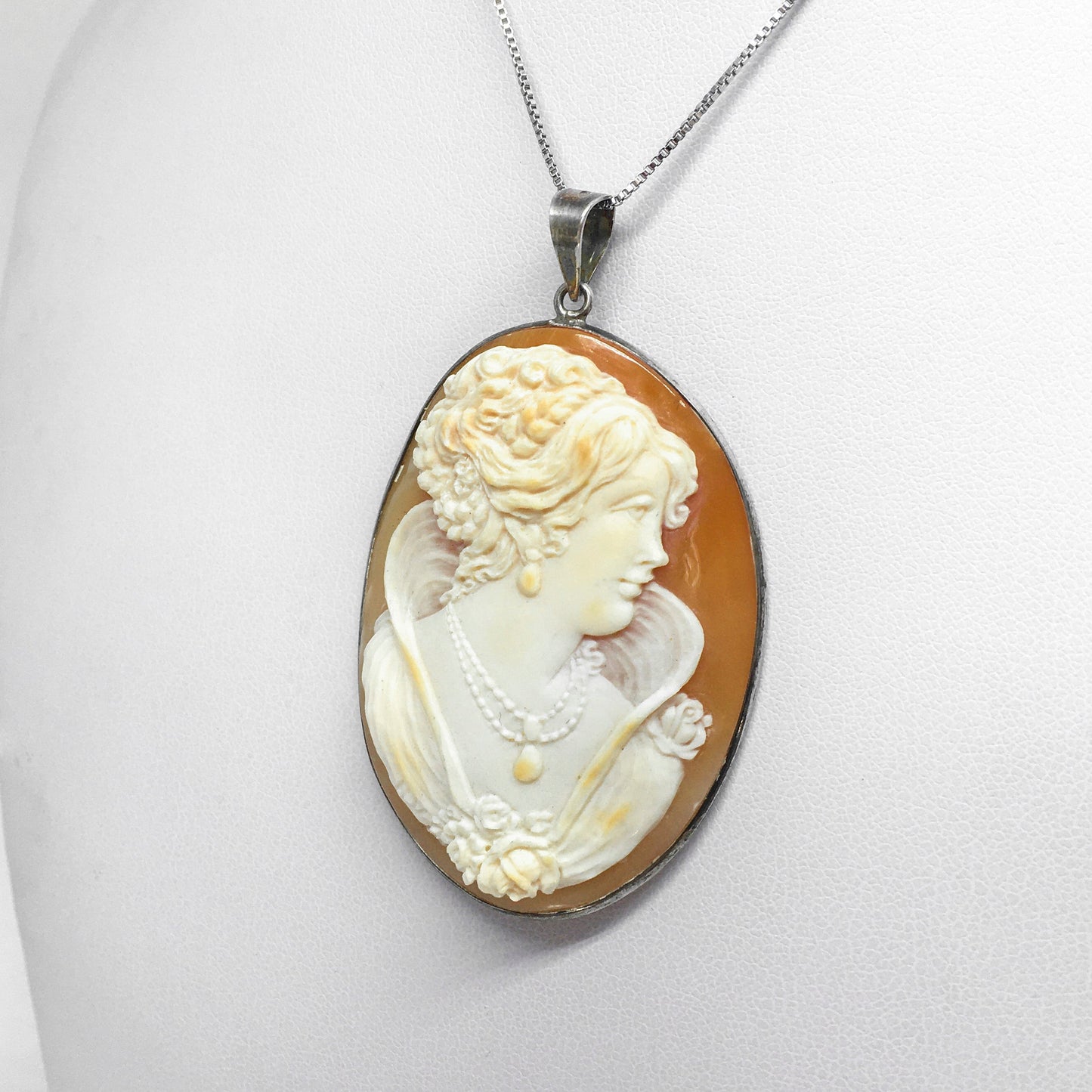 Pendente Cammeo Artistico Profilo Donna