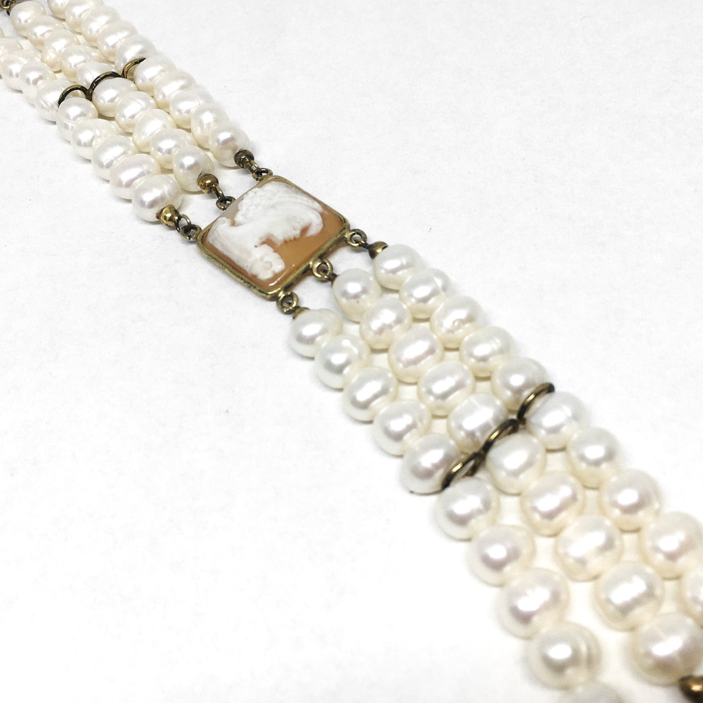 Bracciale Cammeo con Perle Volto Donna