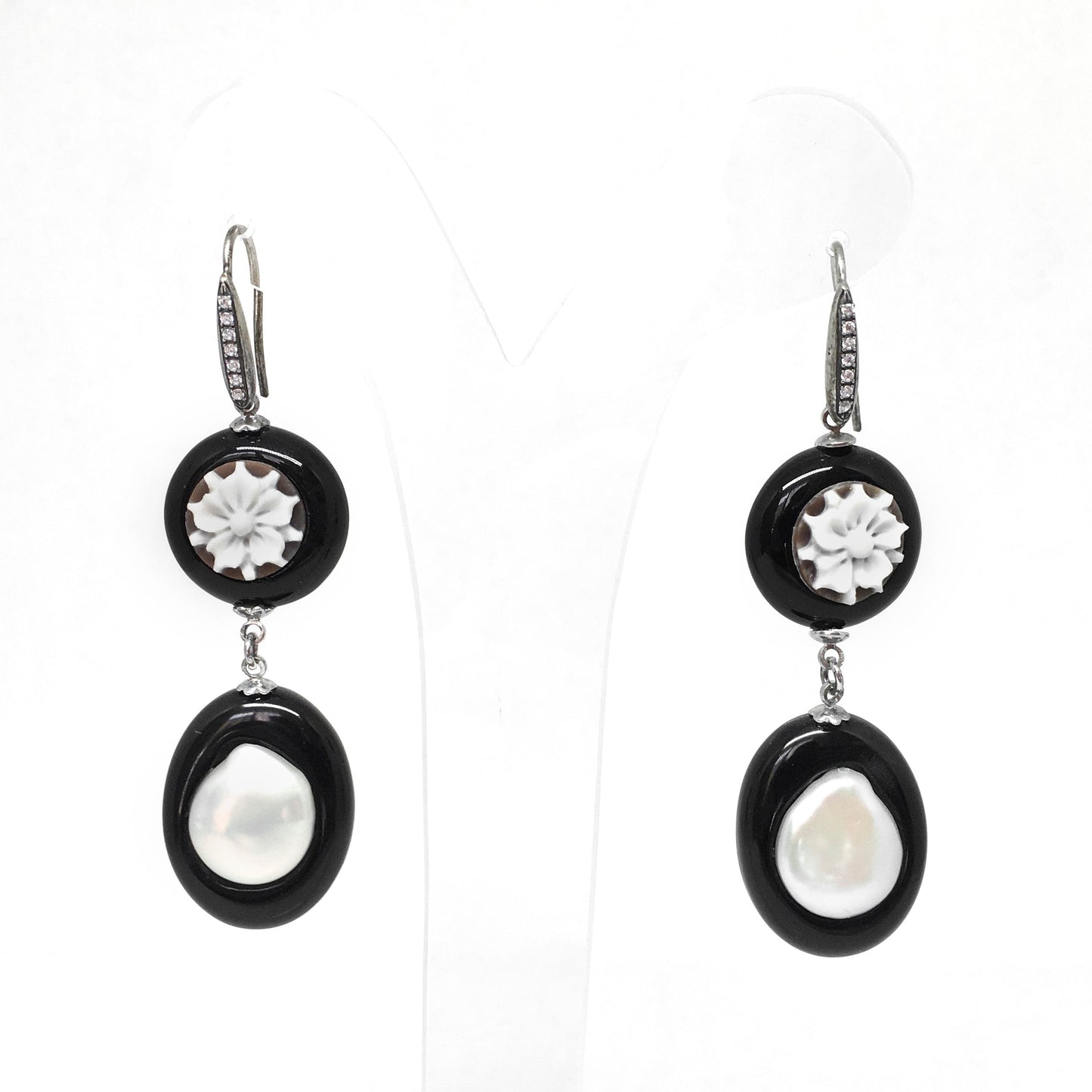 Orecchini in Cammeo e Perle