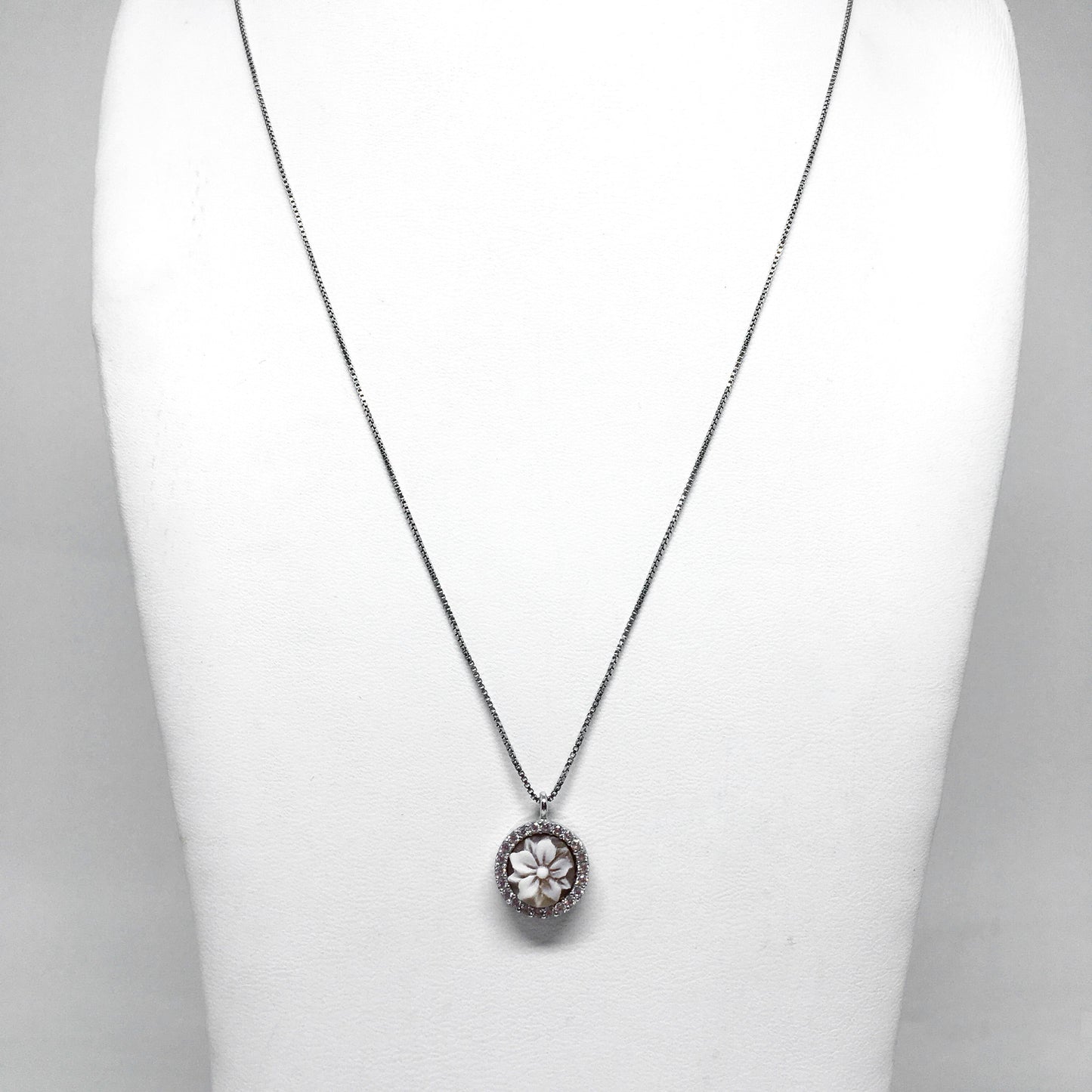 Italian Cameo Necklace Flower Cameo