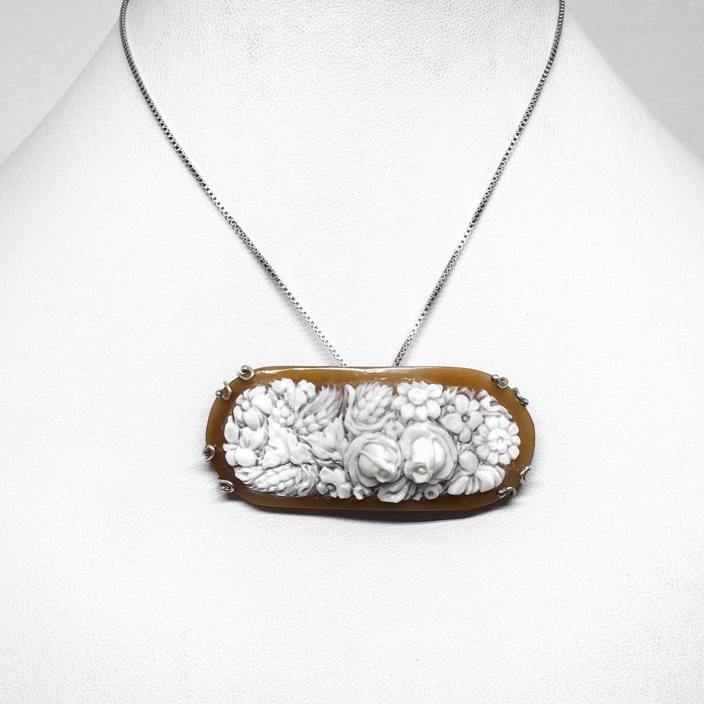 Pendente-Cammeo-Artistico -Bouquet-di-Fiori