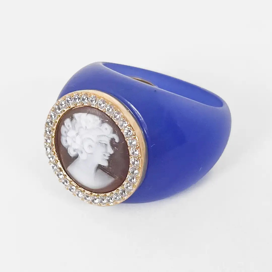 Cameo Ring Profile Woman