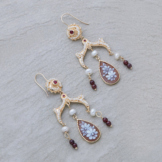 Orecchini-Anastasia-Cammeo-Fiori-Oro