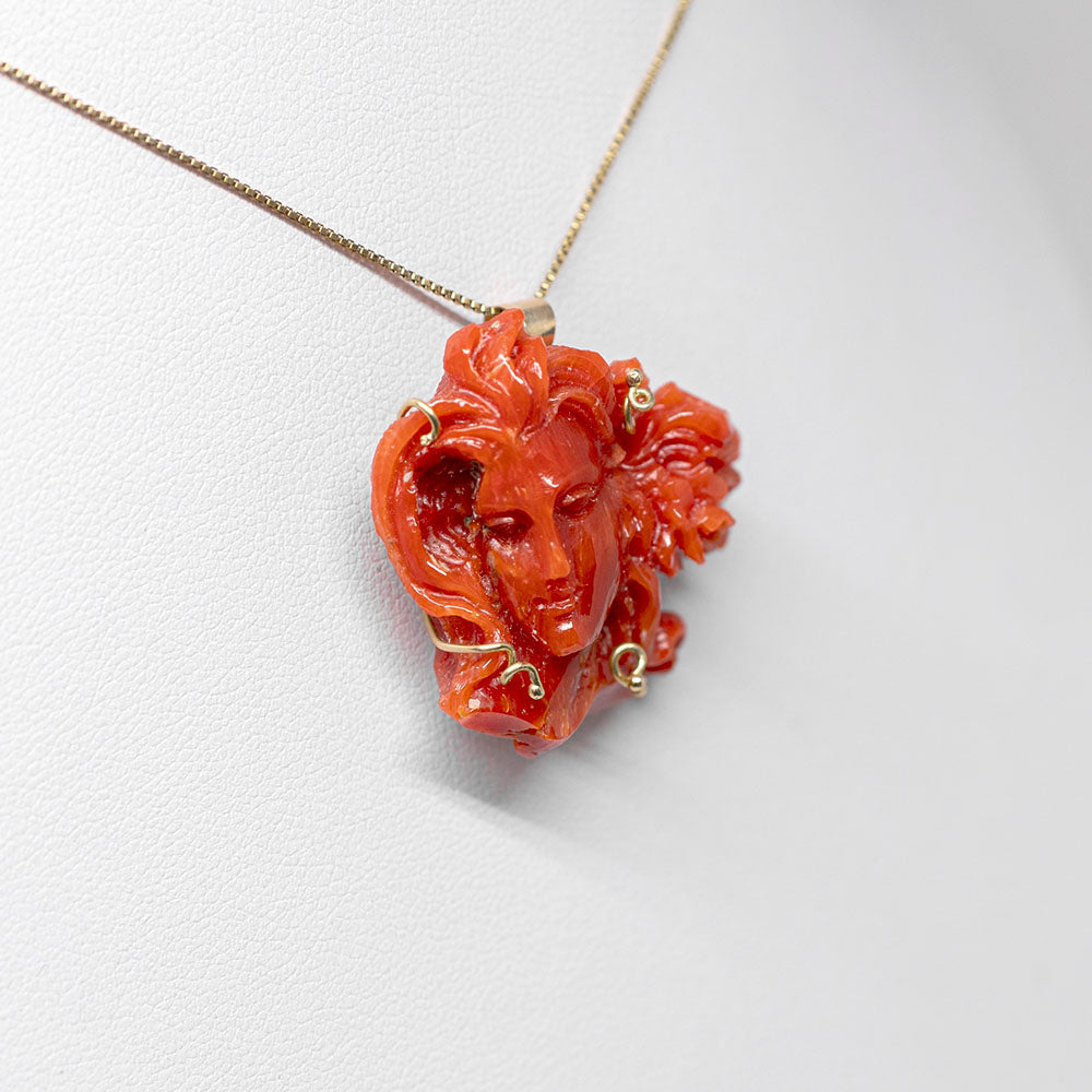 Coral Pendant Prospect Venus in Gold