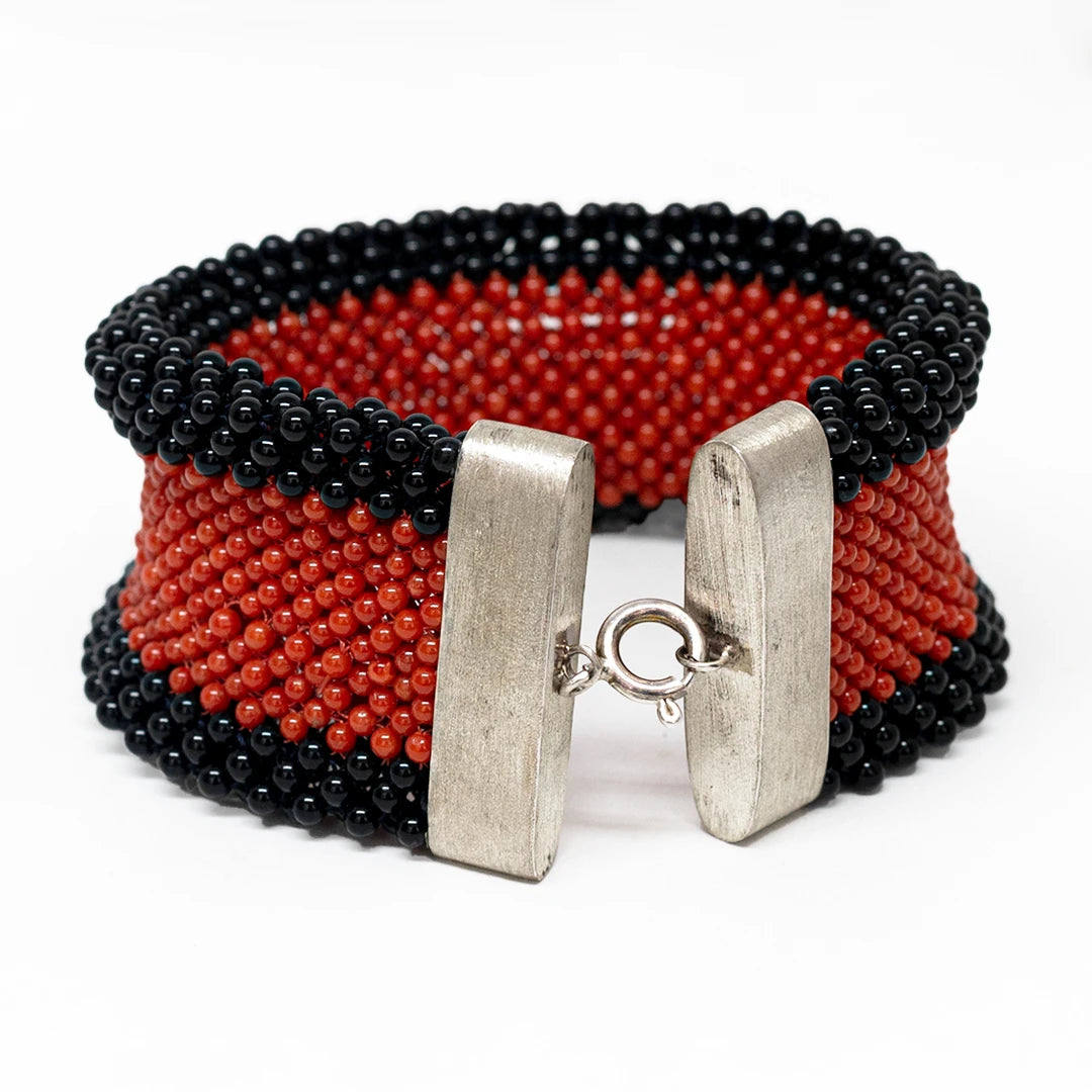 il-piccolo_museo_del_cammeo-Bracciale-Tessito-Corallo-Rosso-e-Onice