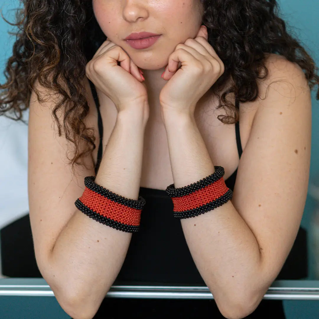 il-piccolo_museo_del_cammeo-Bracciale-Tessito-Corallo-Rosso-e-Onice