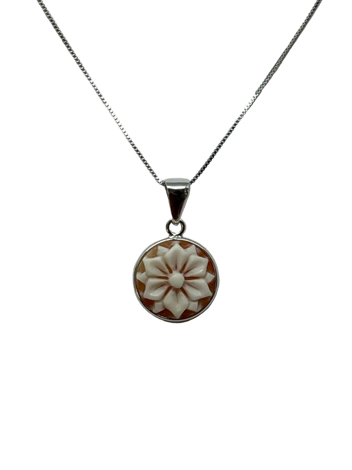 Pendente in Cammeo incisione Fiore