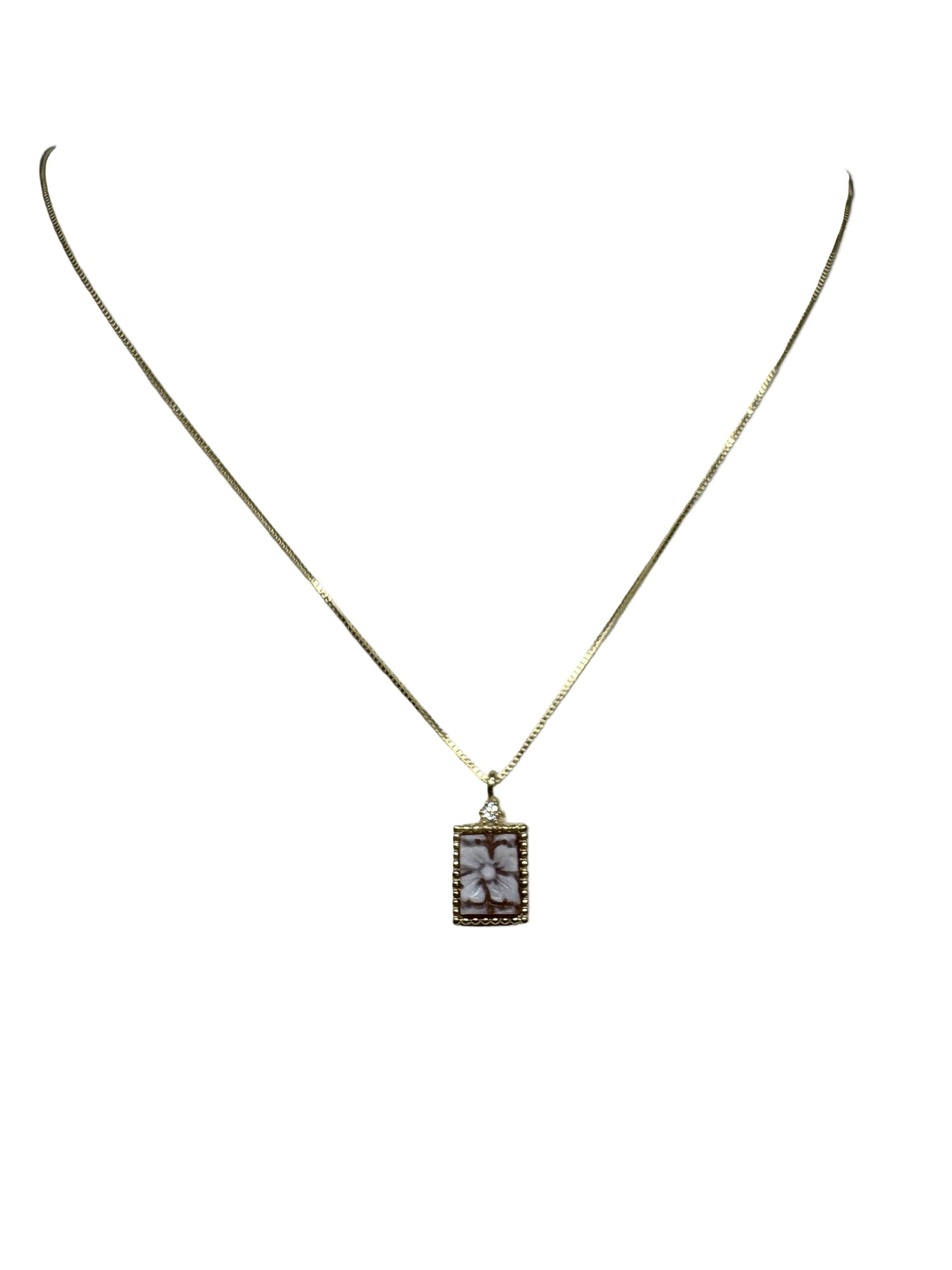 Collana in Cammeo incisione "Fiore"