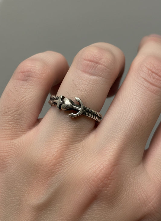 Anello in Argento Incisione "Cuore e Ancora"