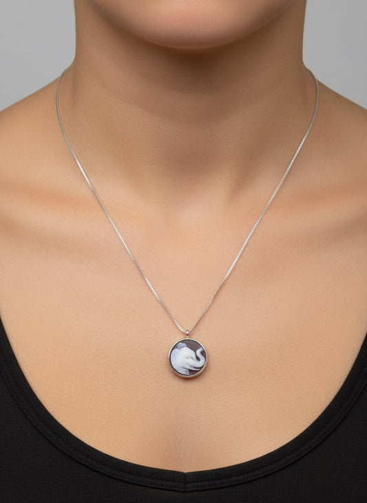 Collana in Cammeo incisione "Elefante"