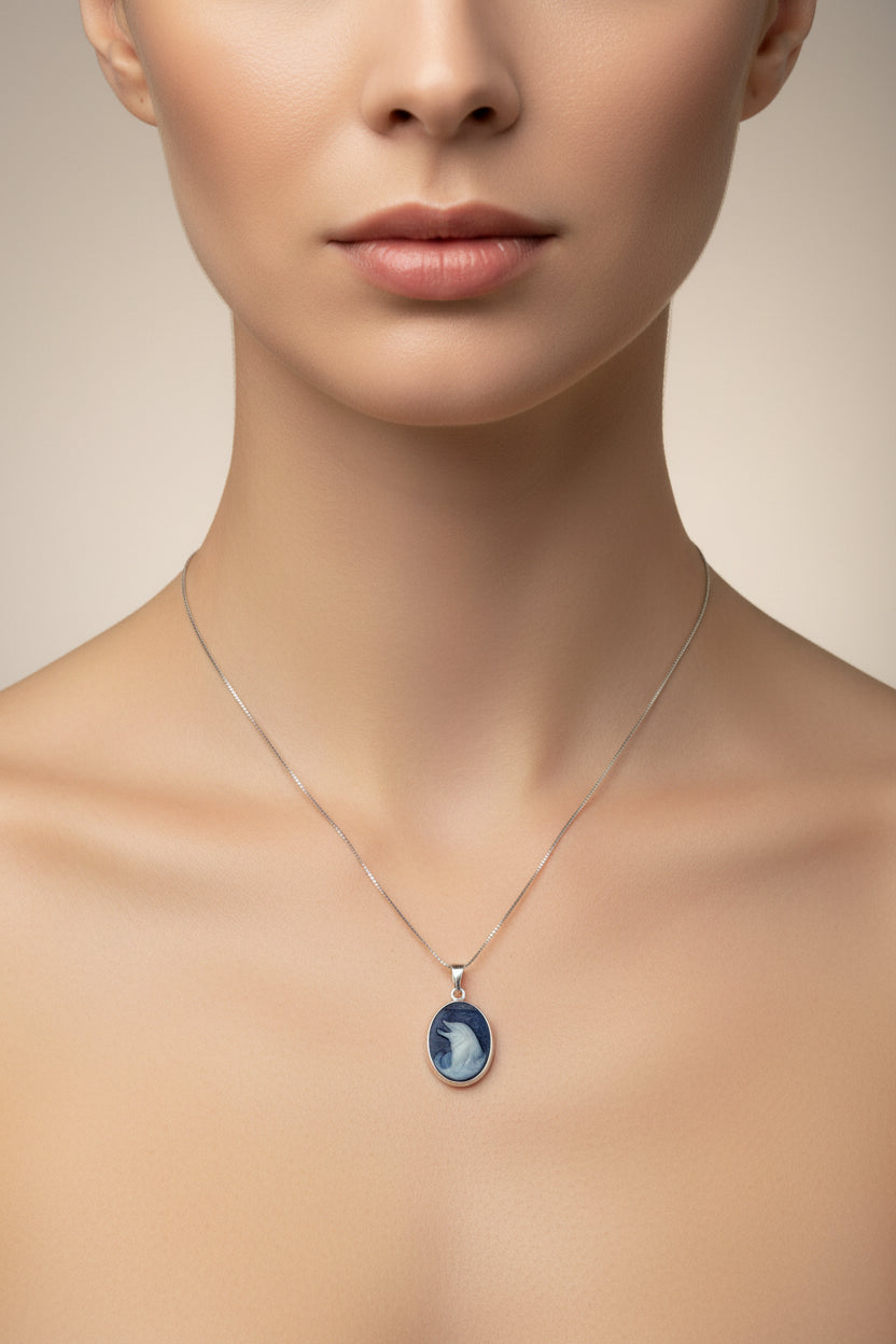 Pendente in Agata Raffigurante Delfino