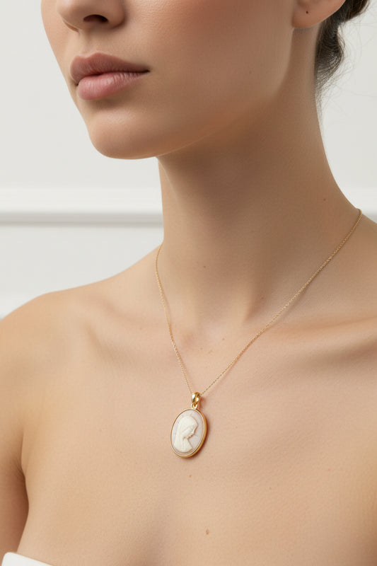 Cammeo Nudo Antico Volto di Donna