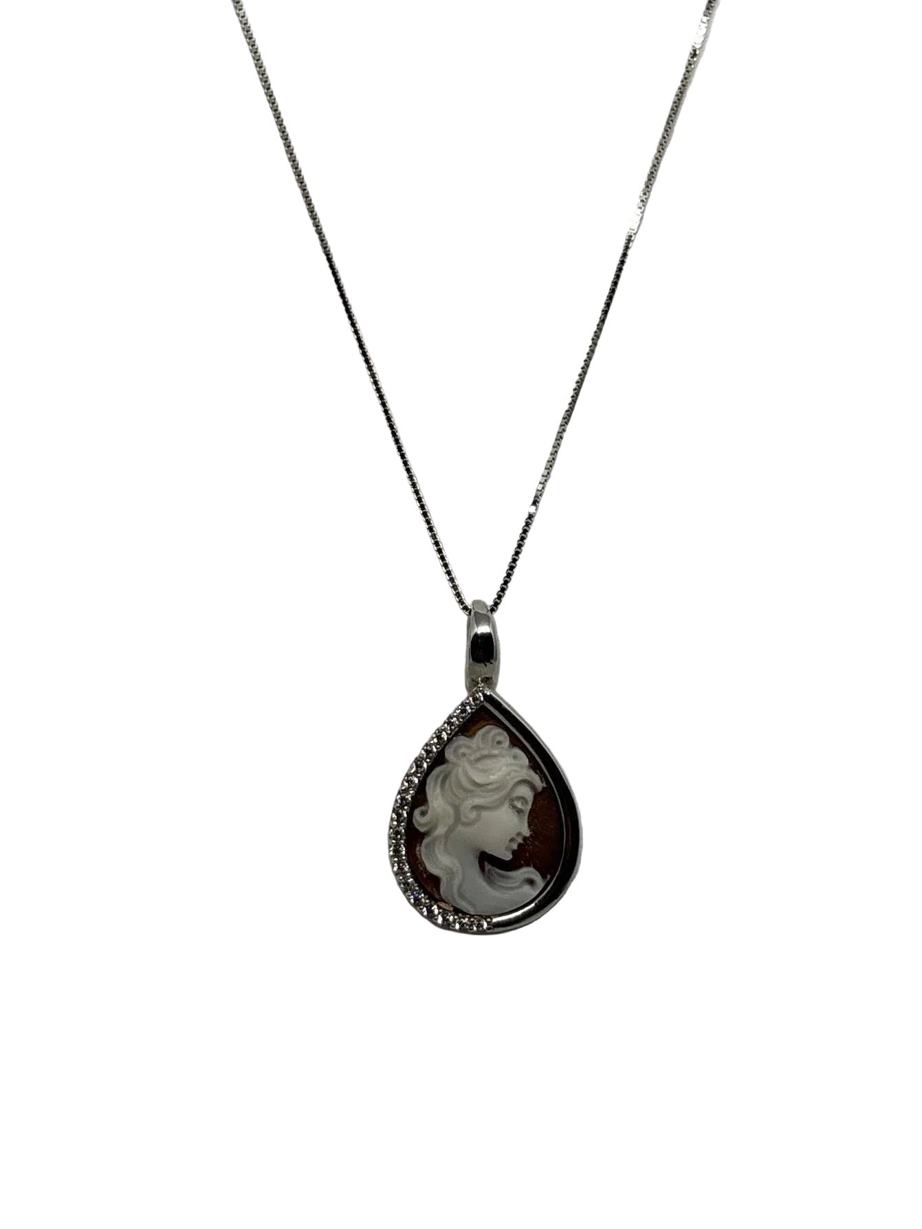 Collana in Cammeo incisione "Profilo di Donna"