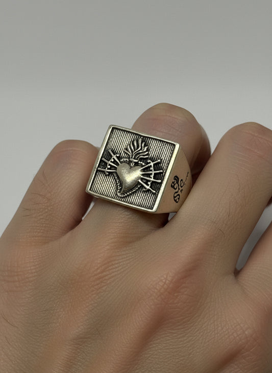 Anello in Argento Raffigurazione "Cuore Sacro"