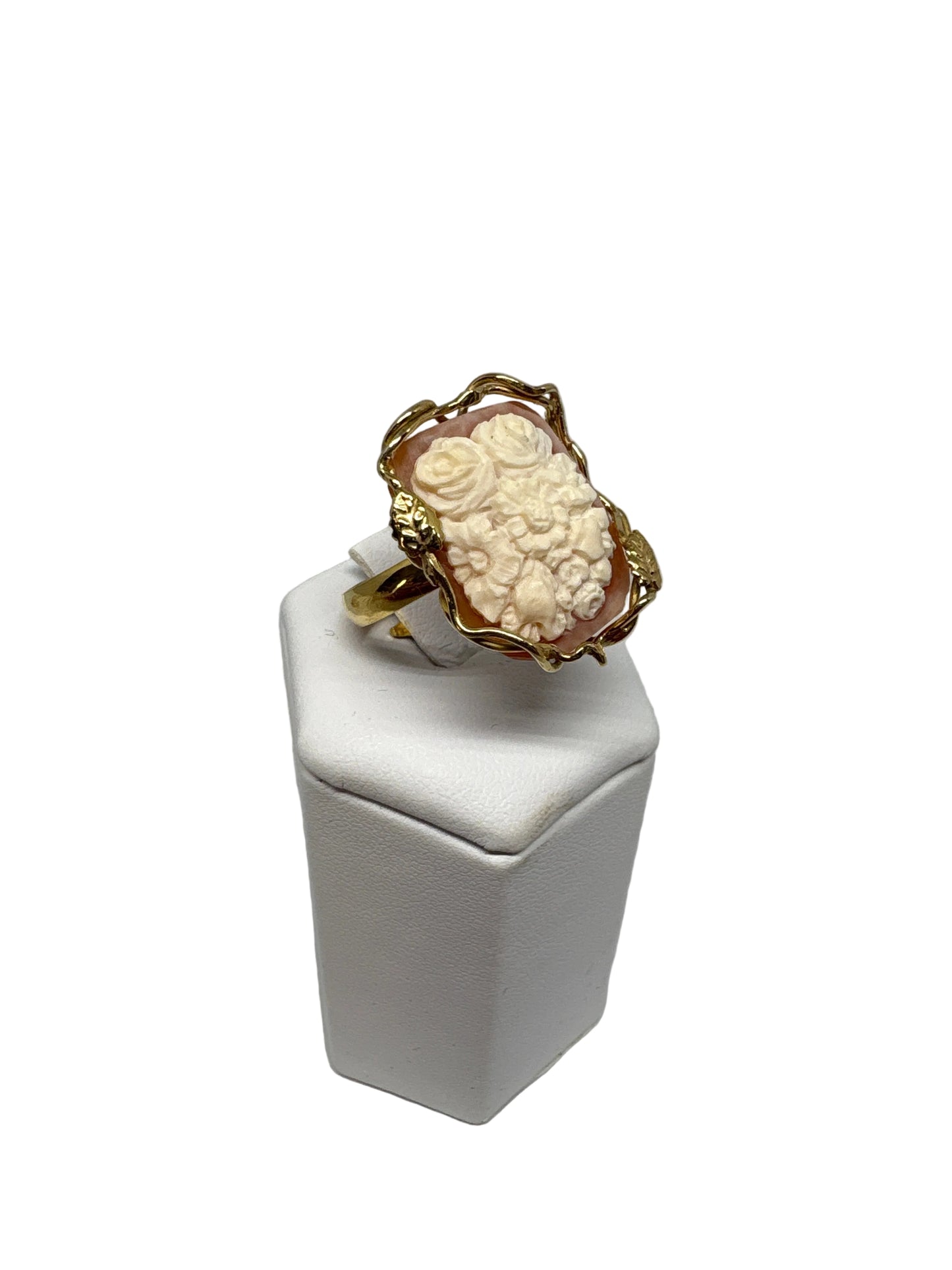 Anello in Cammeo Artistico incisione Fiori