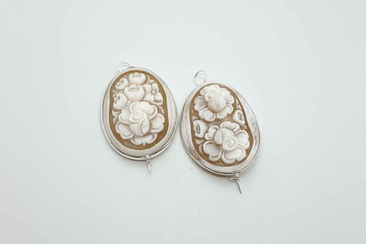 Orecchini in Cammeo incisione Fiore