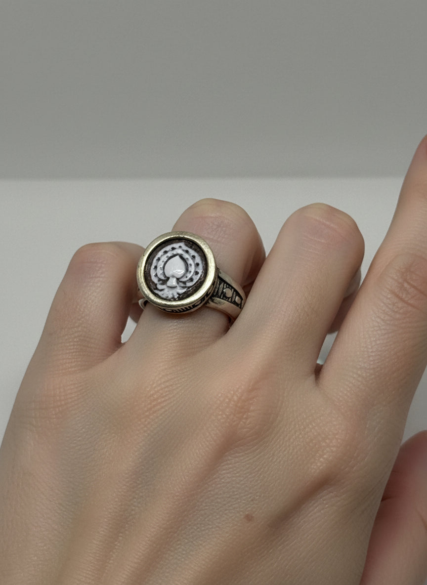 Anello in  Cammeo Incisione "Cuore Sacro"