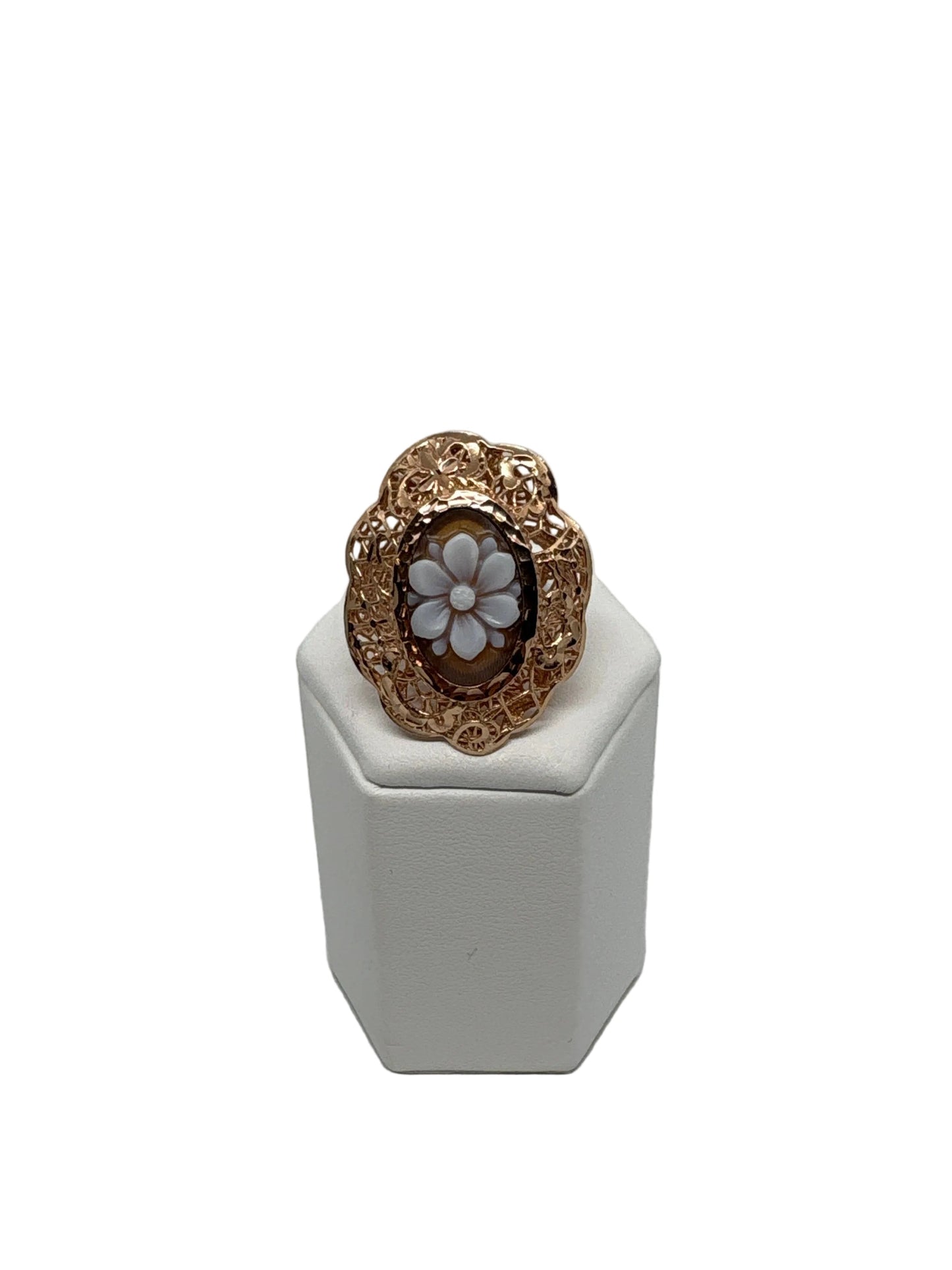 Anello in Cammeo incisione "Fiori"