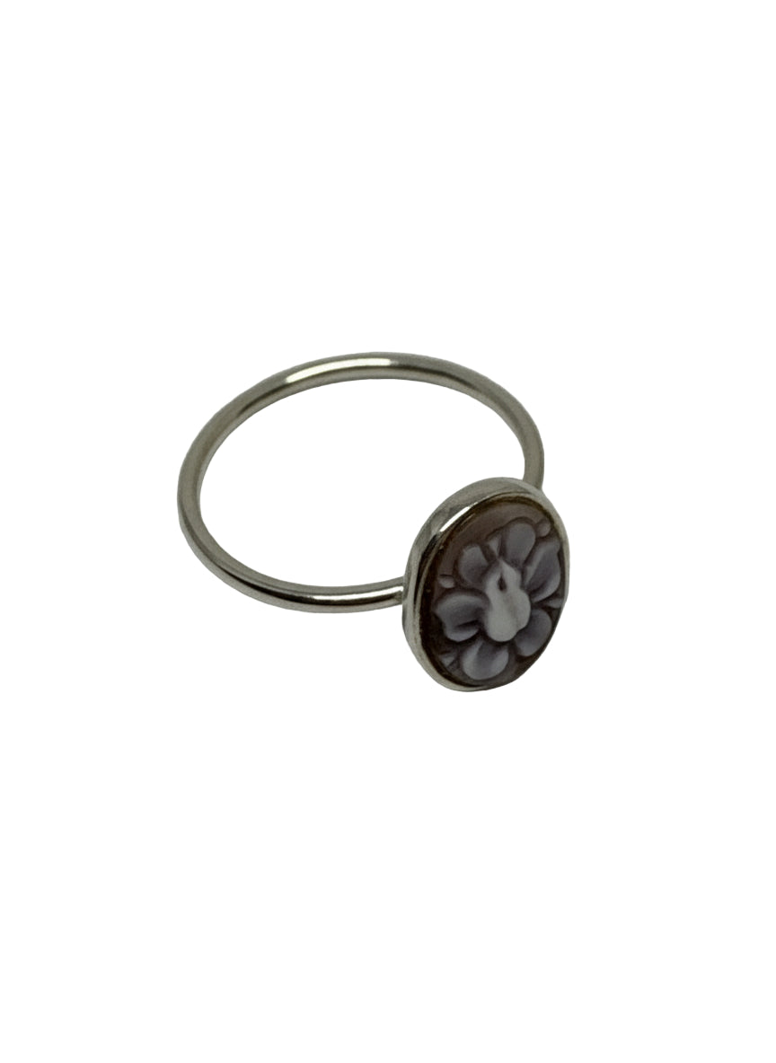 Anello in Cammeo Incisione "Fiore"