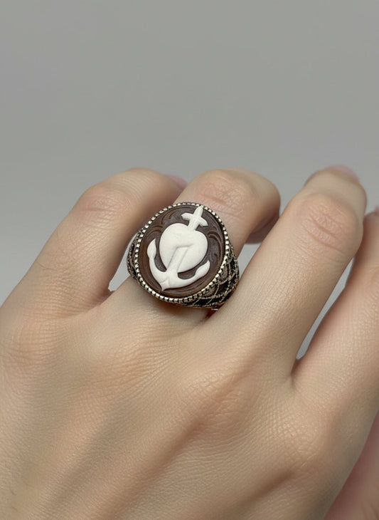 Anello in Cammeo  Incisione "Cuore di San Gennaro"