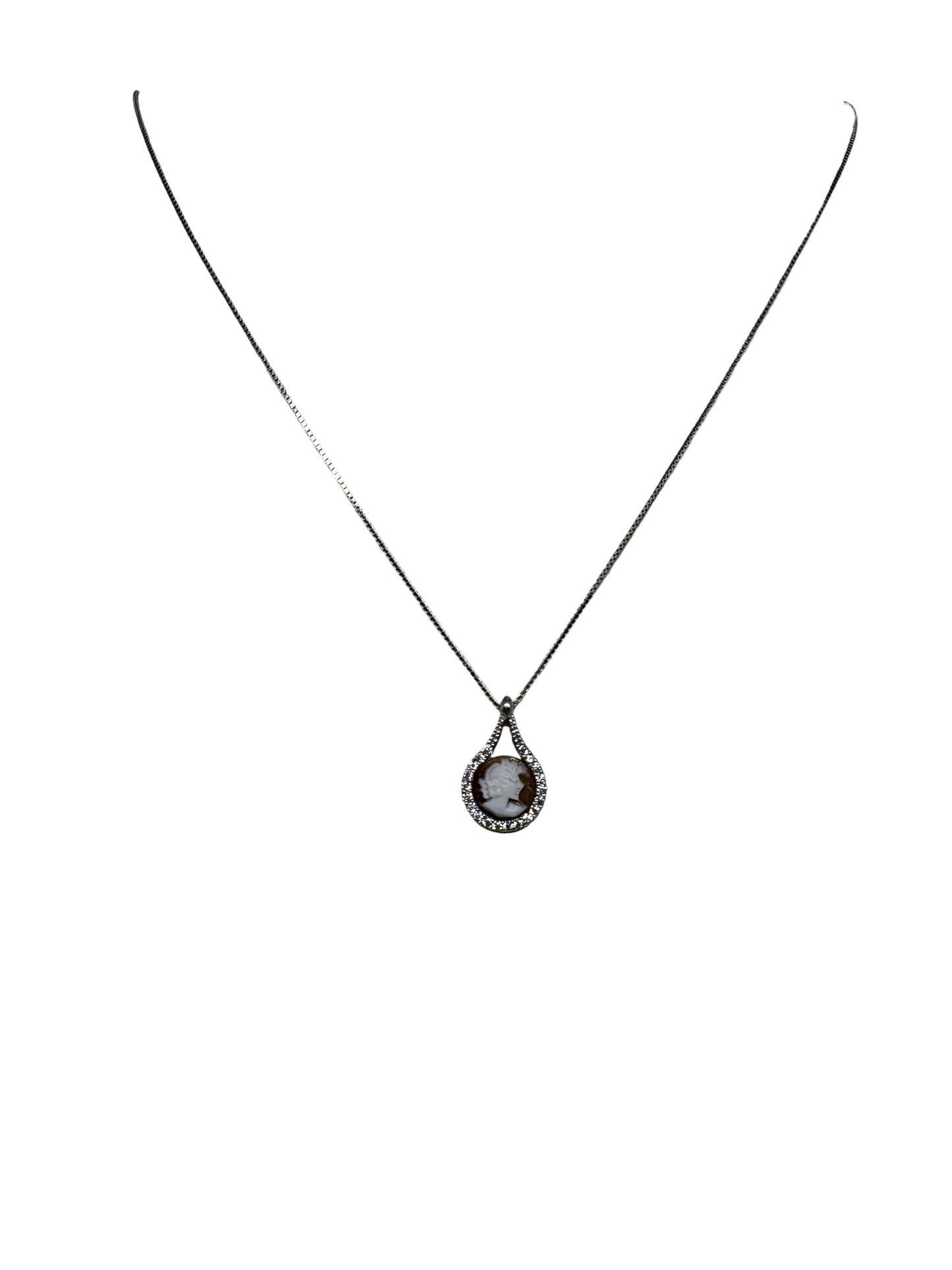 Collana in Cammeo incisione "Profilo di Donna"