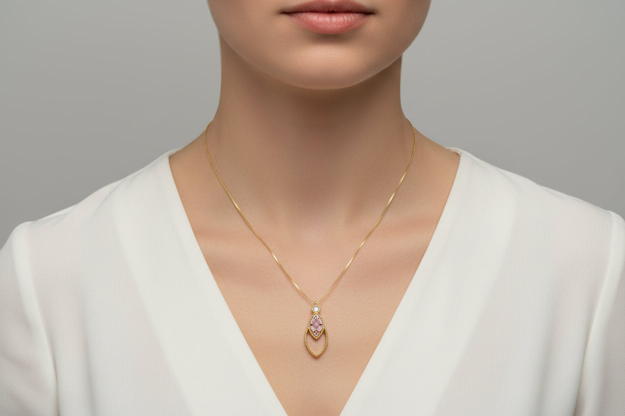 Collana in Cammeo incisione "Fiore"