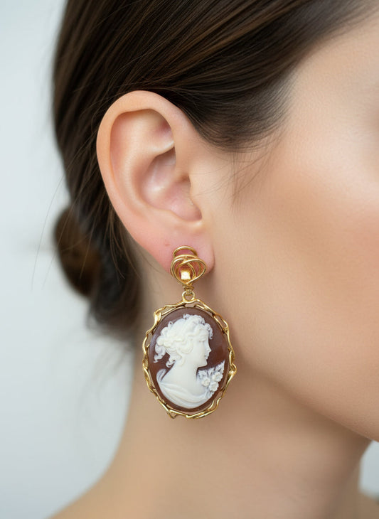 Orecchini in Cammeo incisione "Profilo di Donna"