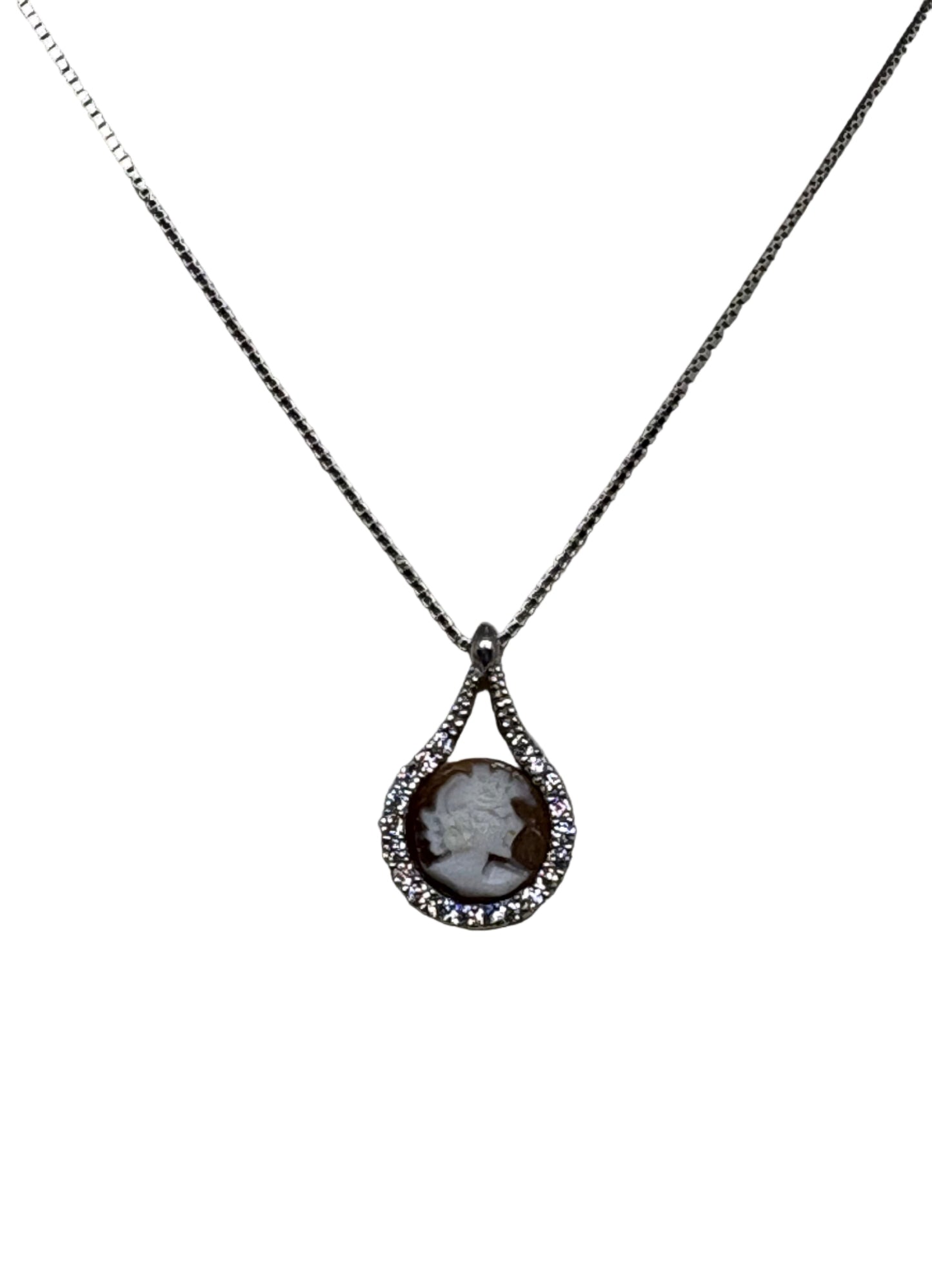 Collana in Cammeo incisione "Profilo di Donna"