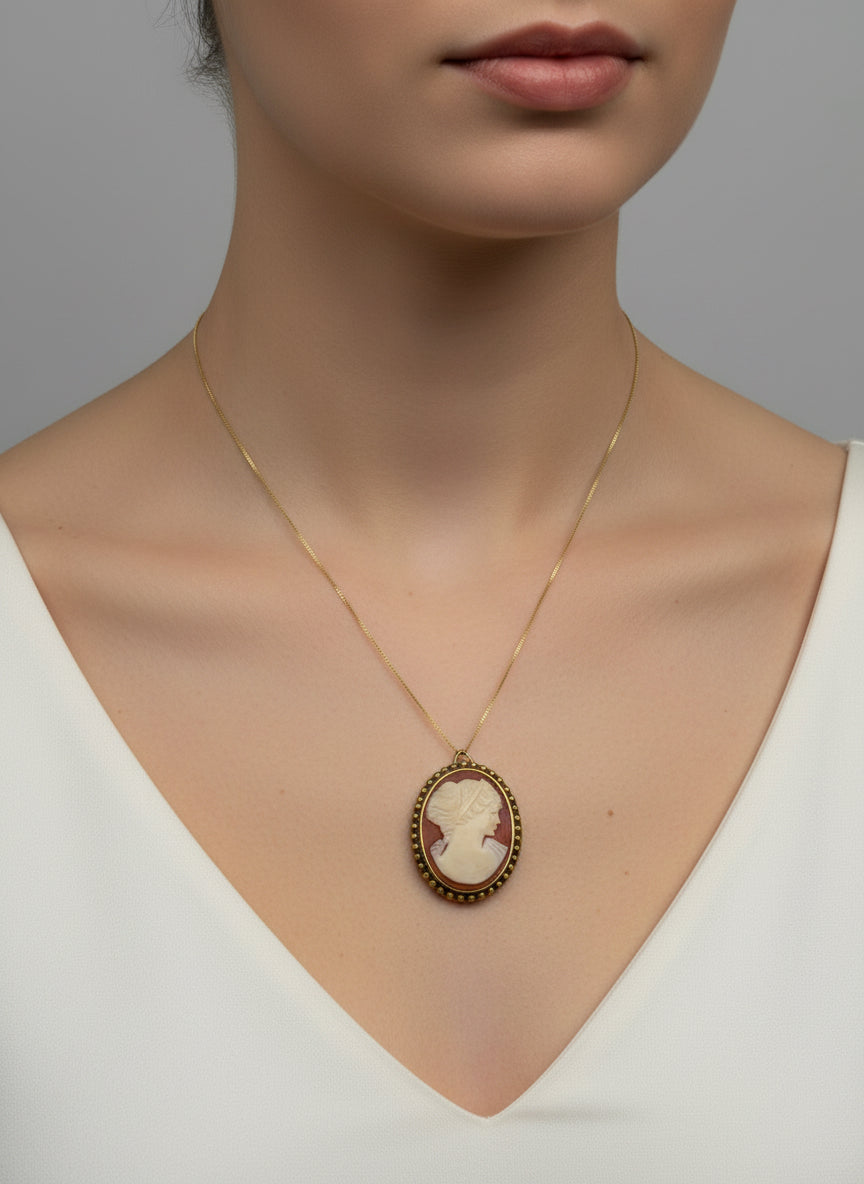 Spilla Pendente in Cammeo incisione "Profilo di Donna"