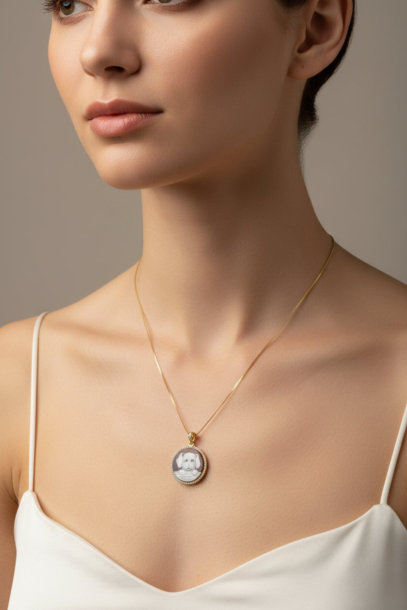 Collana in Cammeo incisione "Cane"