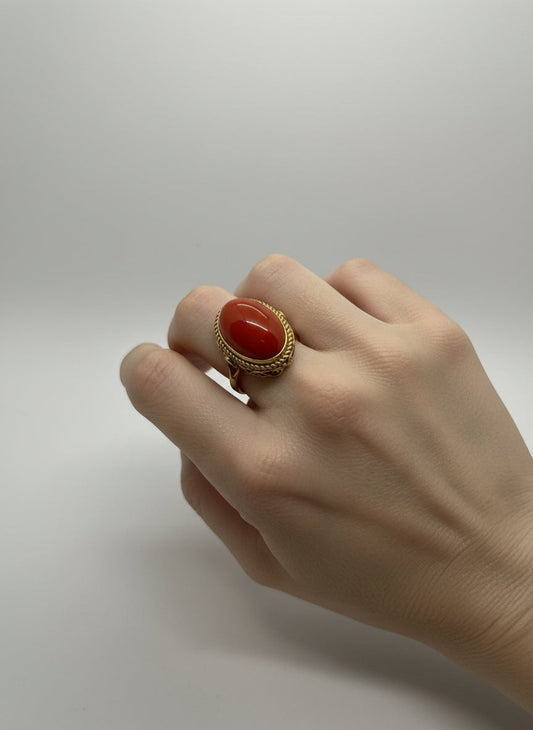 Anello in Spola di Corallo